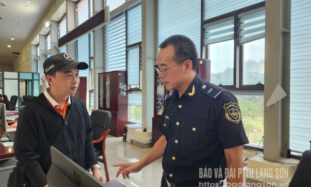Huu Nghi International Border Gate Customs force: A trusted place for businesses