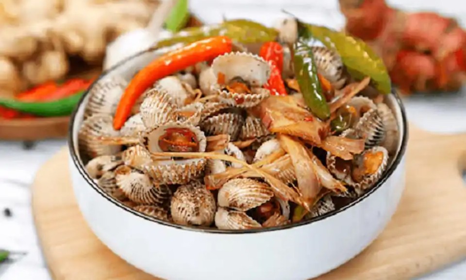 Hải Sản &Ocirc;ng Gi&agrave;u đưa đặc sản Việt đến gần hơn với bữa ăn gia đ&igrave;nh