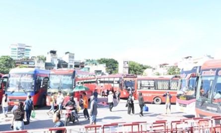 Xử l&yacute; nghi&ecirc;m xe kh&aacute;ch vi phạm quy định về an to&agrave;n giao th&ocirc;ng