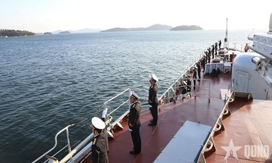 T&agrave;u 015 - Trần Hưng Đạo kết th&uacute;c chuyến thăm H&agrave;n Quốc, bắt đầu cơ động về nước