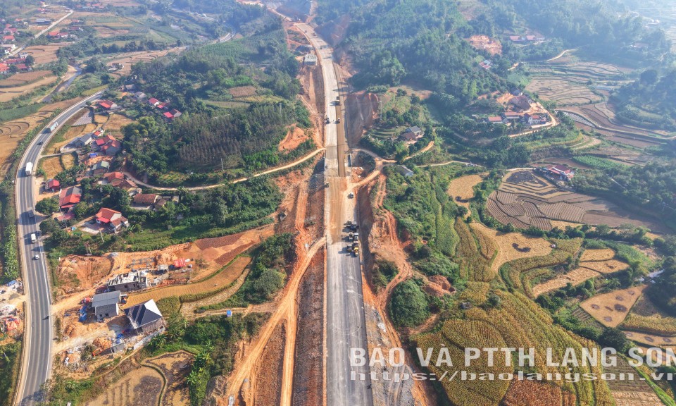 Cao tốc cửa khẩu Hữu Nghị - Chi Lăng trước ng&agrave;y th&ocirc;ng tuyến