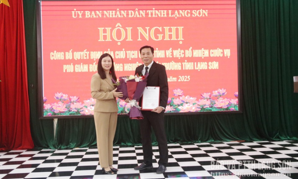 Bổ nhiệm chức vụ Ph&oacute; Gi&aacute;m đốc Sở N&ocirc;ng nghiệp v&agrave; M&ocirc;i trường