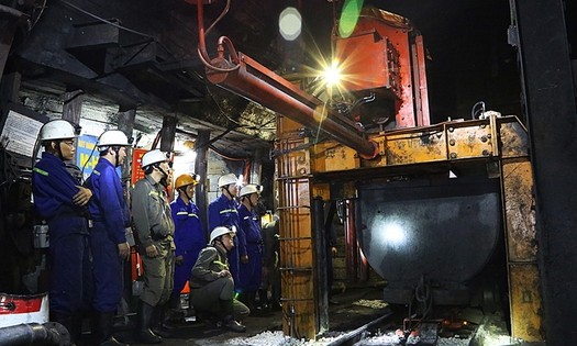 Tỏa s&aacute;ng những điển h&igrave;nh ti&ecirc;n tiến từ phong tr&agrave;o thi đua y&ecirc;u nước