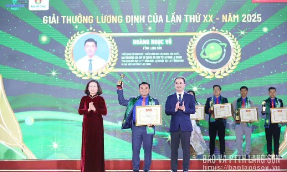 Lạng Sơn c&oacute; 1 thanh ni&ecirc;n nhận Giải thưởng Lương Định Của