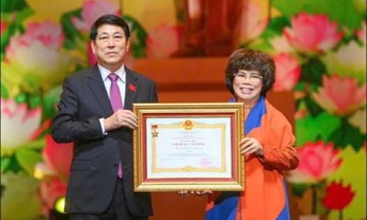 Anh h&ugrave;ng Lao động Th&aacute;i Hương: Hạnh ph&uacute;c nhất l&agrave; mang lại lợi &iacute;ch thiết thực cho cộng đồng