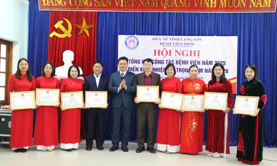 Bệnh viện Phổi Lạng Sơn: Nhiều chỉ ti&ecirc;u chuy&ecirc;n m&ocirc;n vượt mức kế hoạch