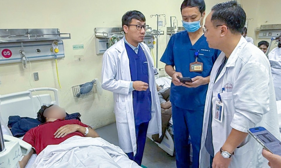 Bộ Y tế y&ecirc;u cầu dồn lực cứu chữa nạn nh&acirc;n vụ ch&aacute;y nh&agrave; 3 tầng ở H&agrave; Nội