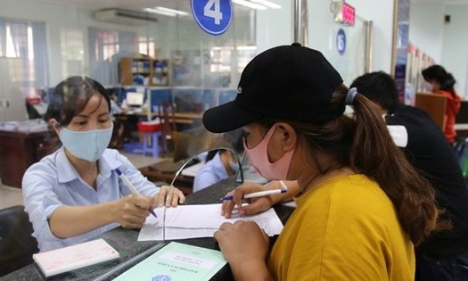 Thu nhập l&agrave;m căn cứ đ&oacute;ng BHXH tự nguyện