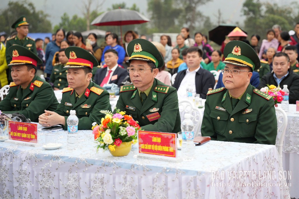 Các đại biểu dự ngày hội