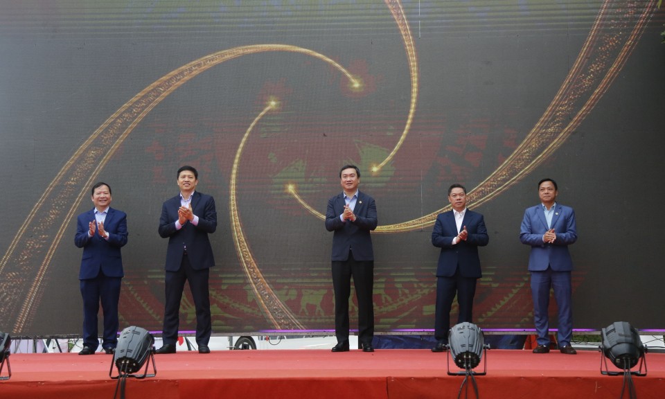 Khai trương Đường hoa xu&acirc;n xứ Lạng năm 2026