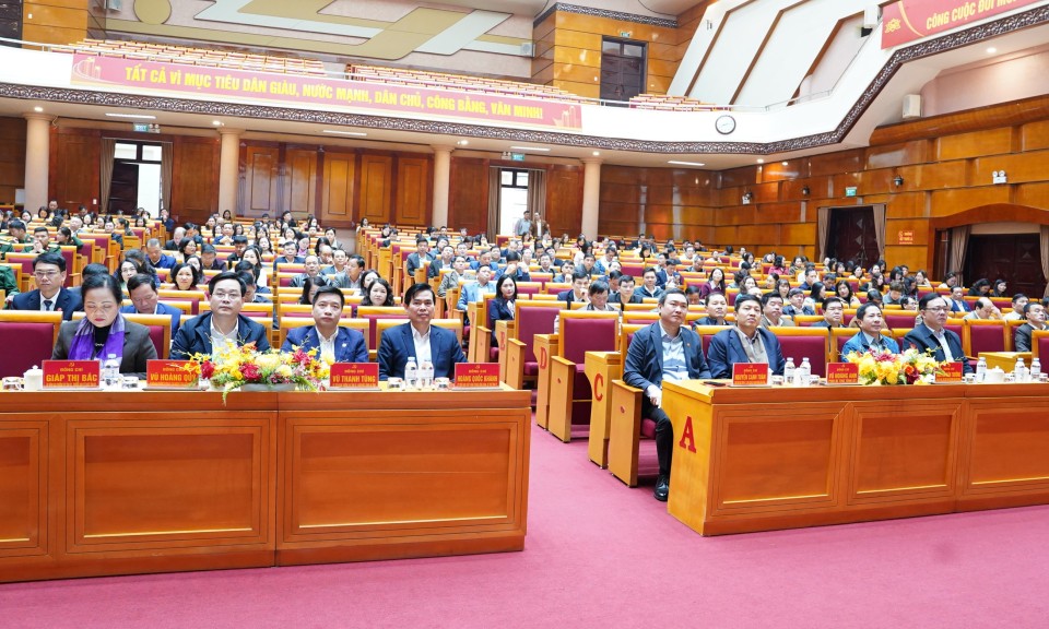 Qu&aacute;n triệt, triển khai Nghị quyết Đại hội đại biểu to&agrave;n quốc lần thứ XIV của Đảng