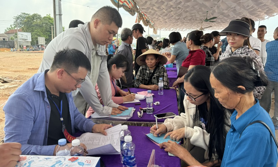 Nhịp đập Hồ Sơn - H&ograve;a Thắng