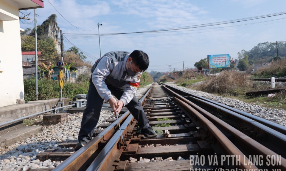 An to&agrave;n cho những chuyến t&agrave;u tết
