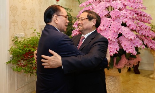 Thủ tướng Phạm Minh Ch&iacute;nh thăm nguy&ecirc;n l&atilde;nh đạo Đảng, Nh&agrave; nước v&agrave; d&acirc;ng hương tưởng nhớ c&aacute;c đồng ch&iacute; cố l&atilde;nh đạo