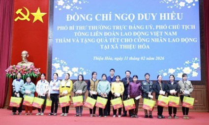 Đem xu&acirc;n ấm đến với người lao động