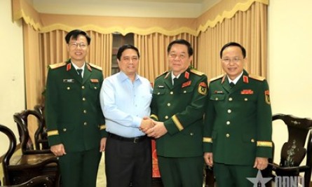 Đại tướng Nguyễn Trọng Nghĩa thăm, ch&uacute;c Tết Thủ tướng Phạm Minh Ch&iacute;nh