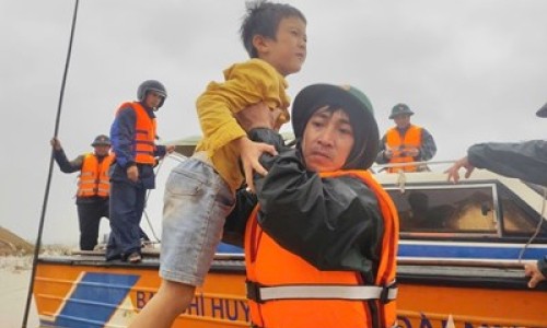 Ho&agrave;n thiện chế độ, ch&iacute;nh s&aacute;ch với lực lượng tham gia hoạt động trong t&igrave;nh trạng khẩn cấp