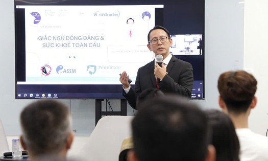 Người "đ&aacute;nh thức" giấc ngủ khỏe cho cộng đồng