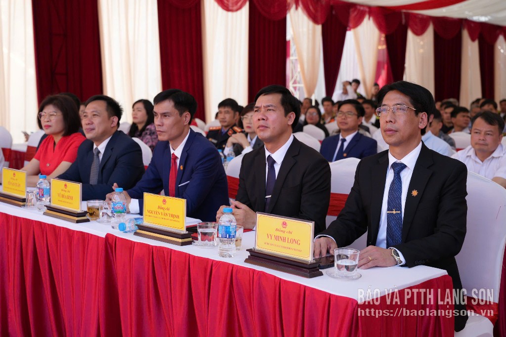 Các đại biểu dự ngày hội