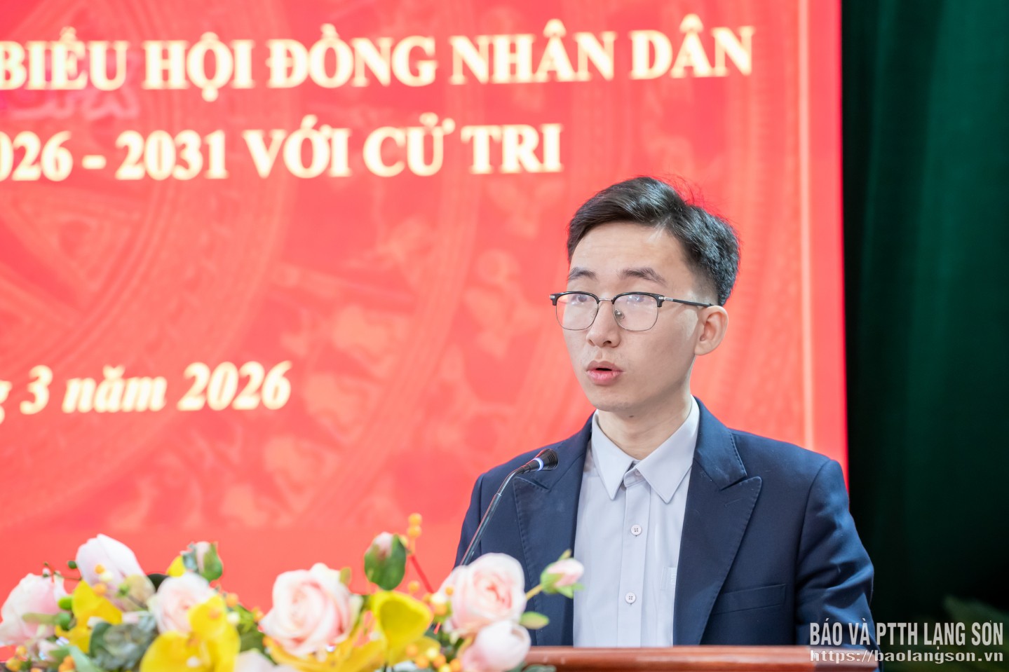 Ông Phạm Huy Hoàng, chuyên viên Ban Công tác Đoàn và Thanh thiếu nhi, Ủy ban MTTQ Việt Nam tỉnh trình bày chương trình hành động