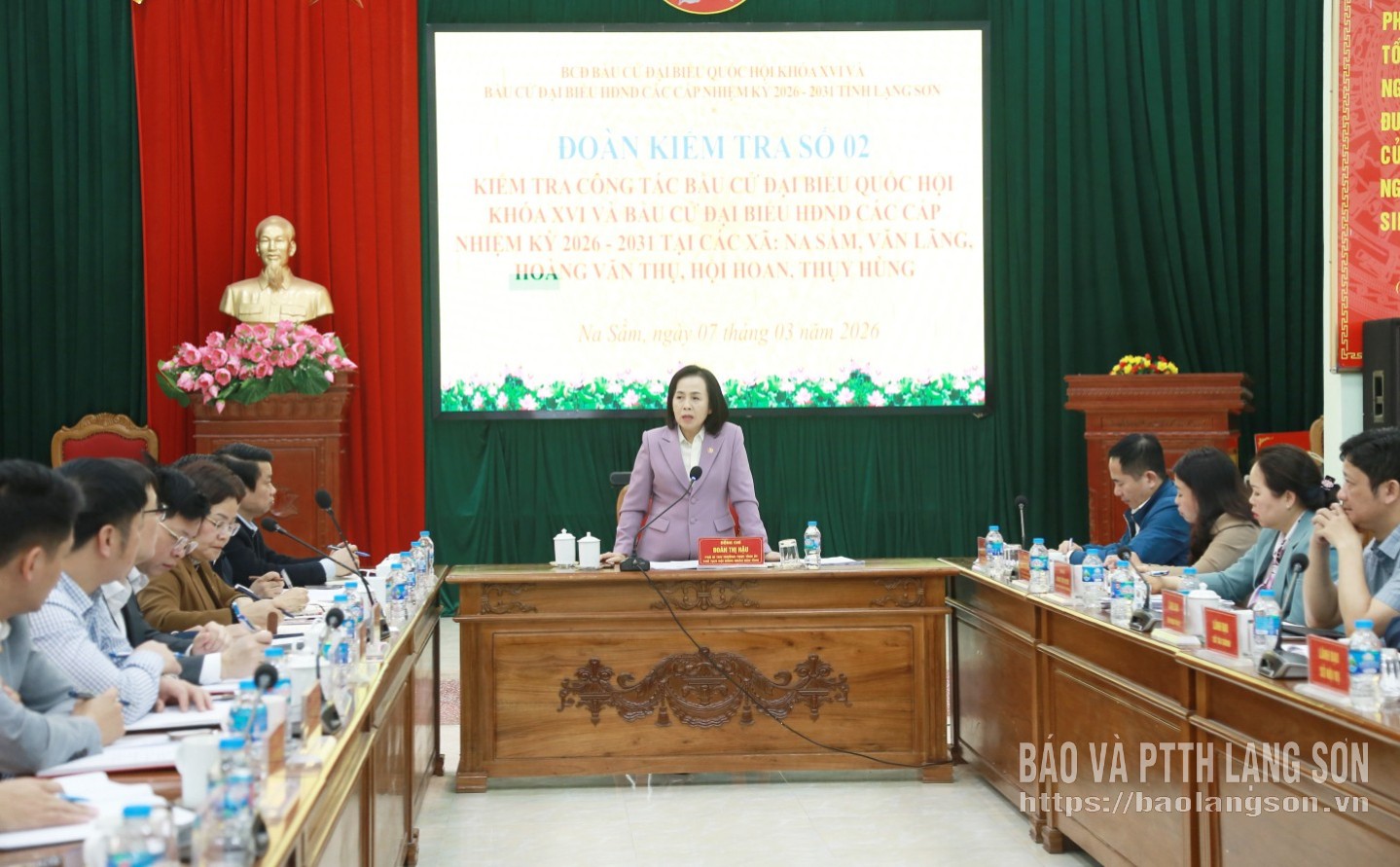 Đồng chí Đoàn Thị Hậu, Phó Bí thư Thường trực Tỉnh ủy, Chủ tịch HĐND tỉnh, Phó Trưởng Ban Thường trực Ban Chỉ đạo bầu cử tỉnh phát biểu tại buổi kiểm tra