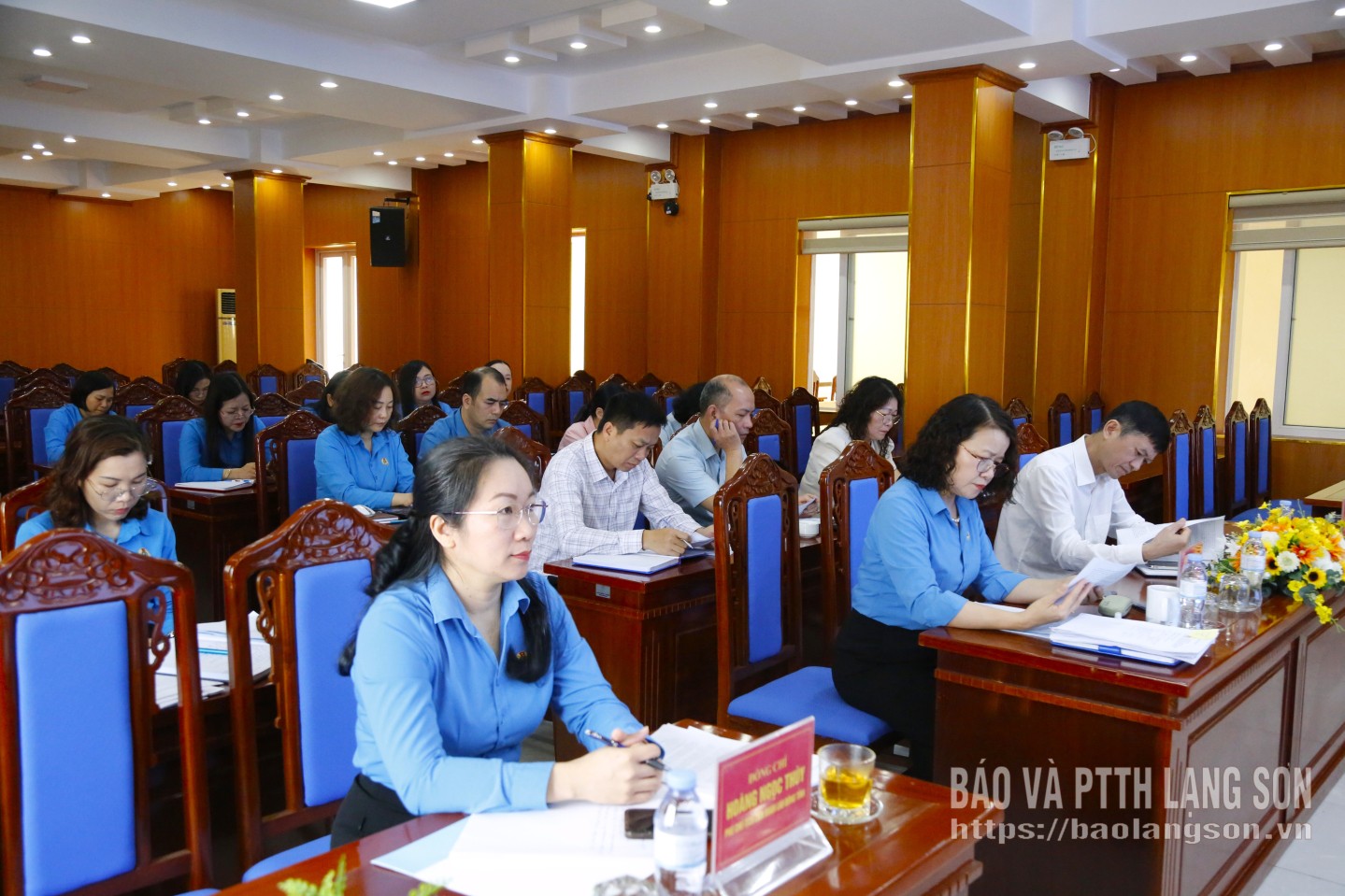 Các đại biểu dự hội nghị