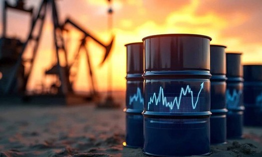 Lo ngại gi&aacute;n đoạn nguồn cung, gi&aacute; dầu thế giới dầu vượt 80 USD/th&ugrave;ng