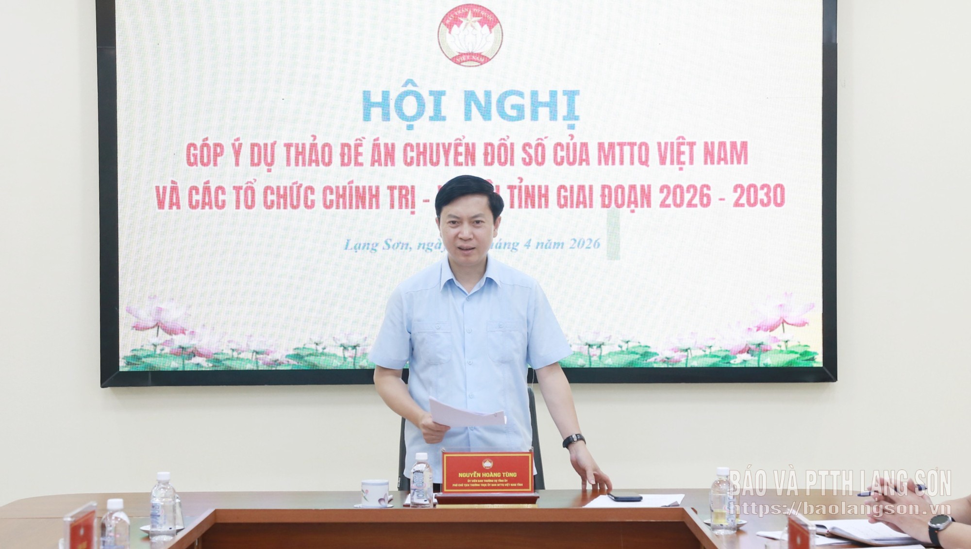 Đồng chí Nguyễn Hoàng Tùng, Ủy viên Ban Thường vụ Tỉnh ủy, Phó Chủ tịch Thường trực Ủy ban MTTQ Việt Nam tỉnh phát biểu kết luận hội nghị