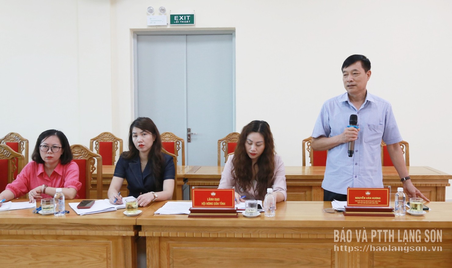 Lãnh đạo Hội Cựu chiến binh tỉnh phát biểu ý kiến trong chương trình