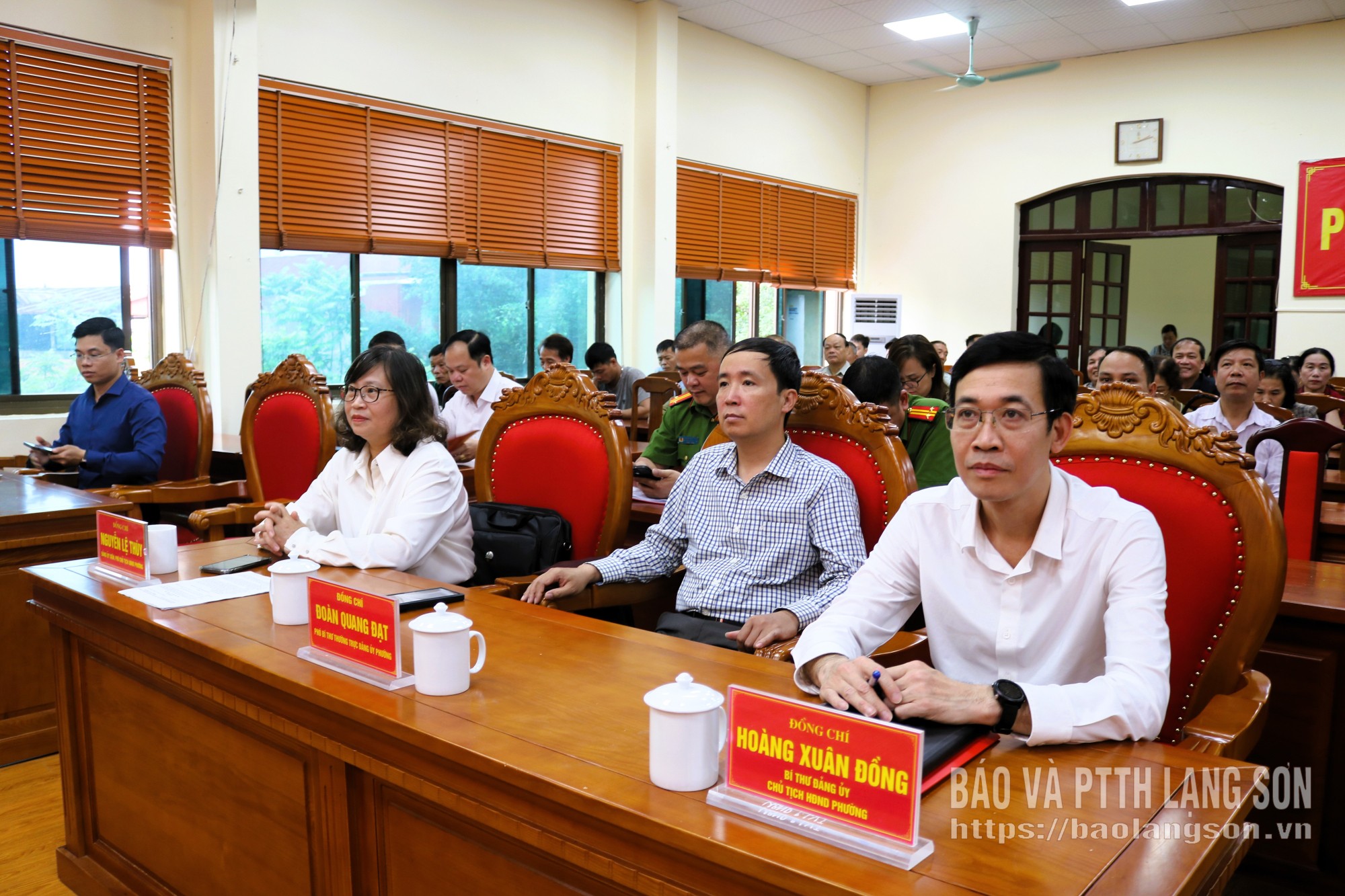 Các đại biểu dự hội nghị