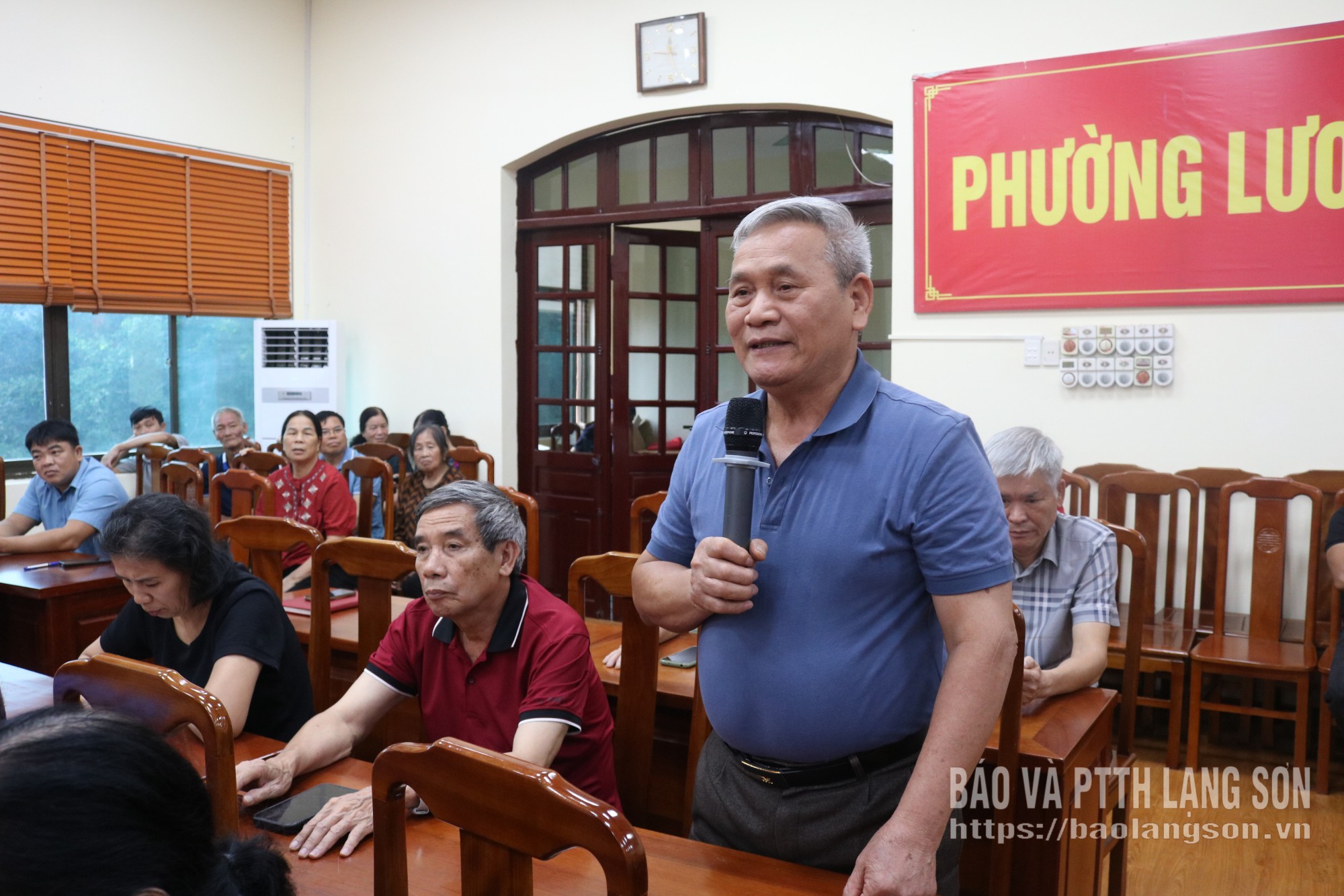 Đại biểu phát biểu ý kiến tại hội nghị