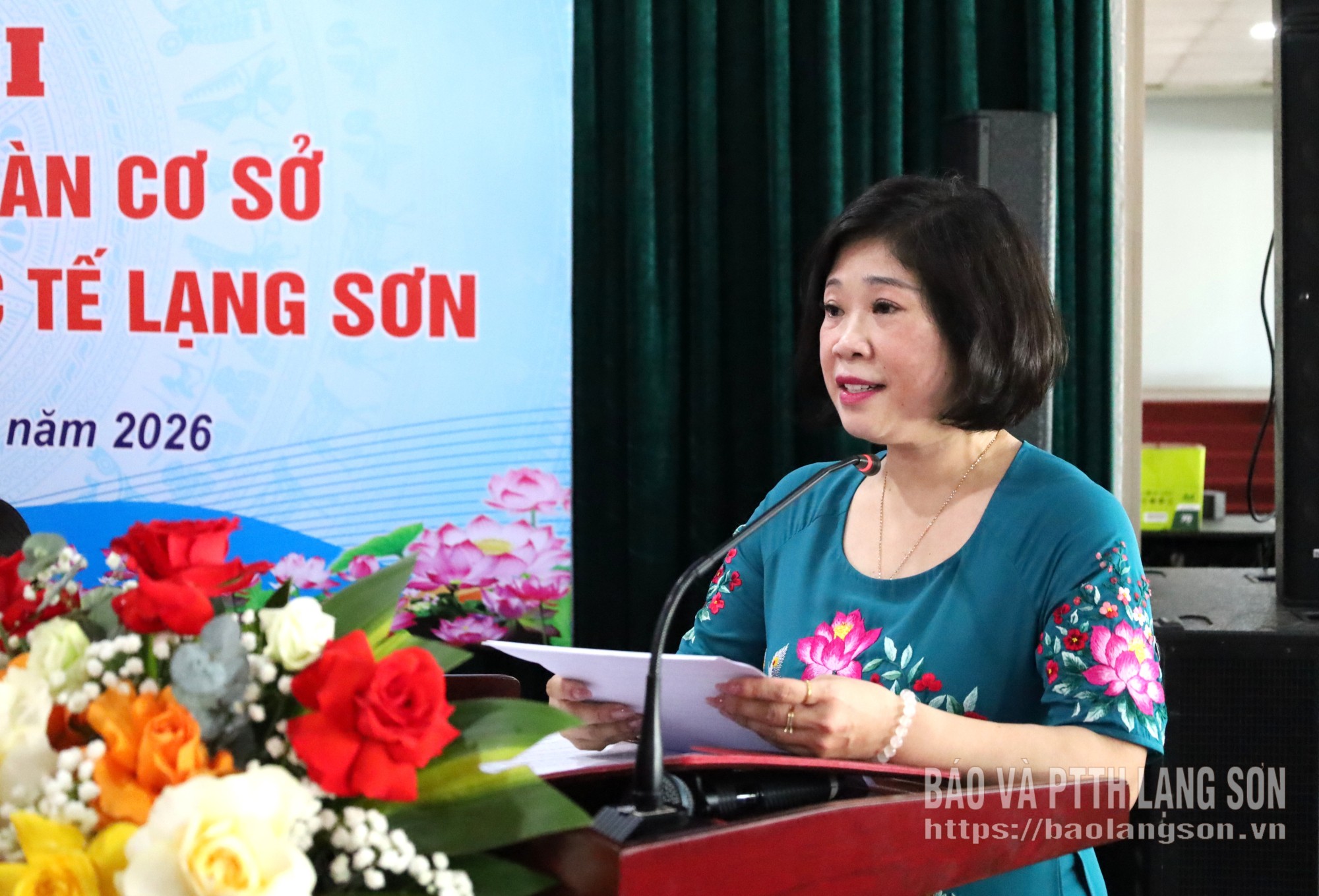 Đại diện Ban vận động thành lập CĐCS Công ty TNHH Y tế quốc tế Lạng Sơn báo cáo quá trình tuyên truyền, vận động