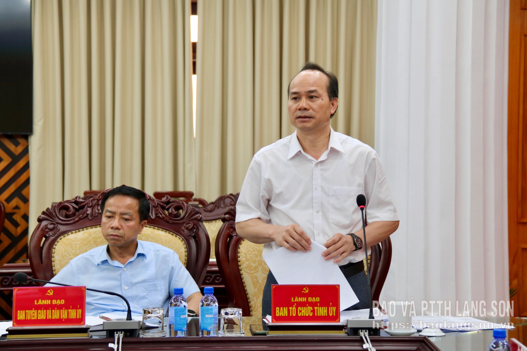 Lãnh đạo Ban Tổ chức Tỉnh uỷ phát biểu tại buổi làm việc