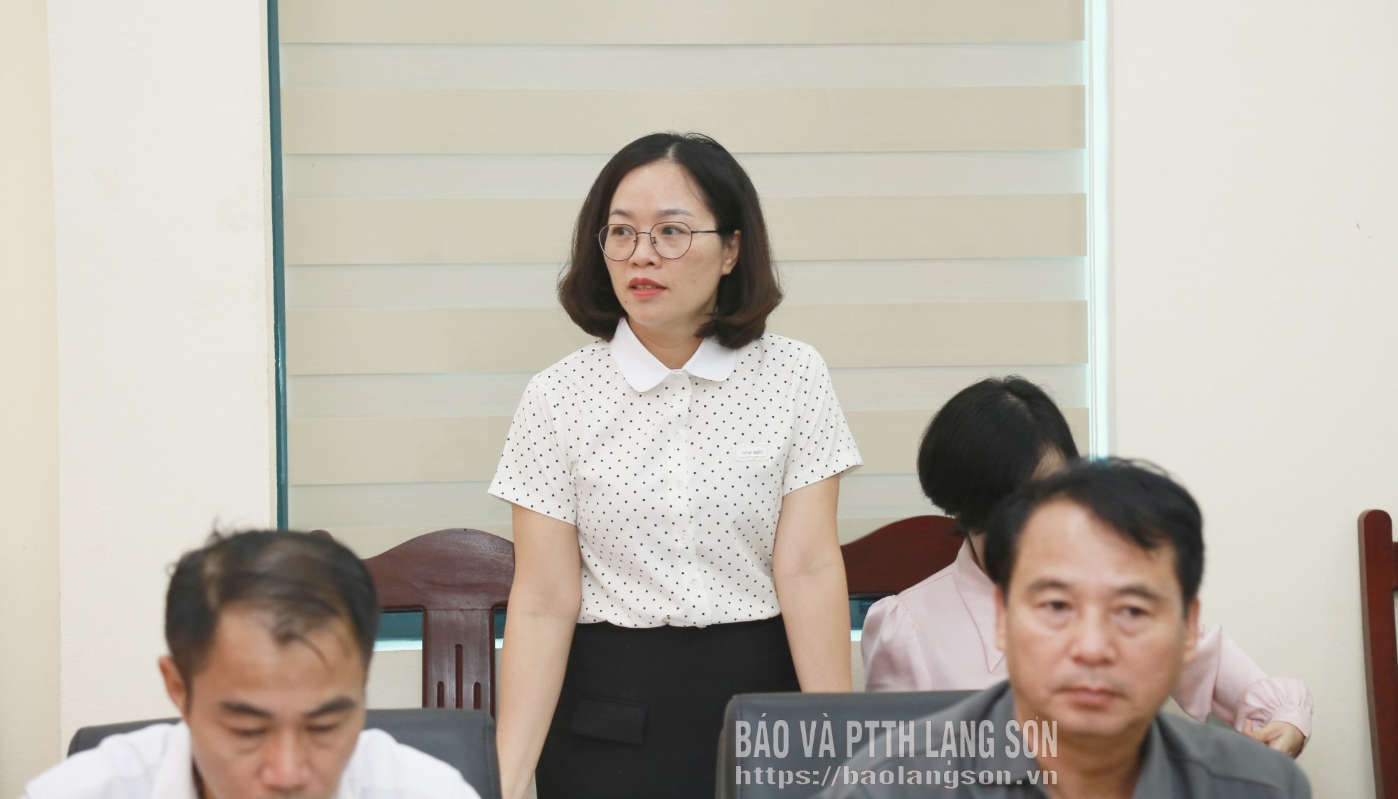 Đại biểu thảo luận tại hội nghị