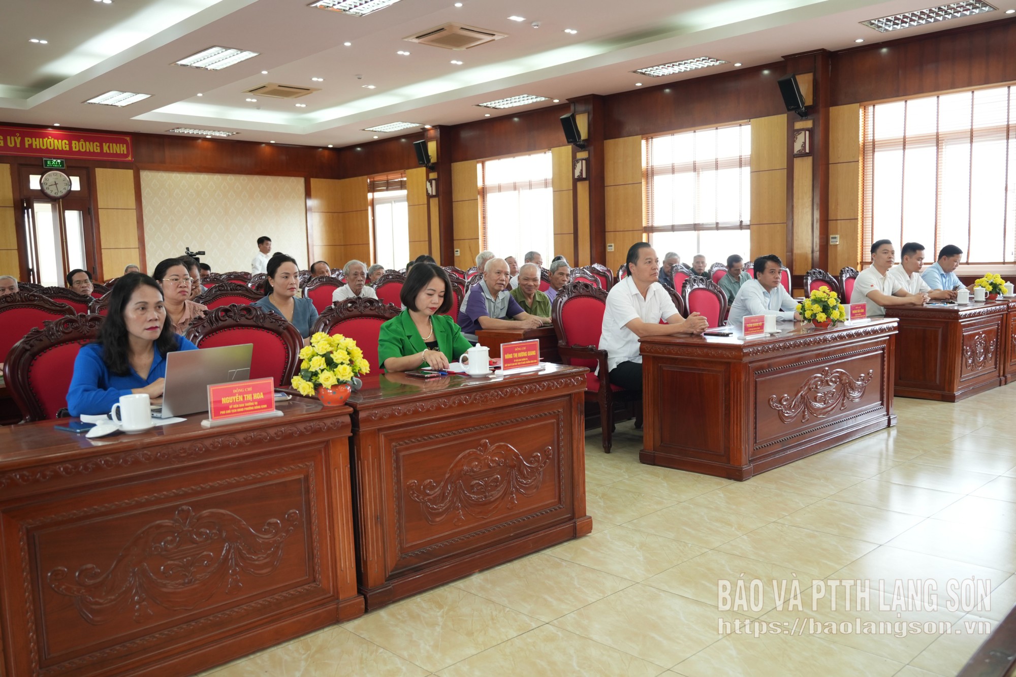 Các đại biểu dự chương trình