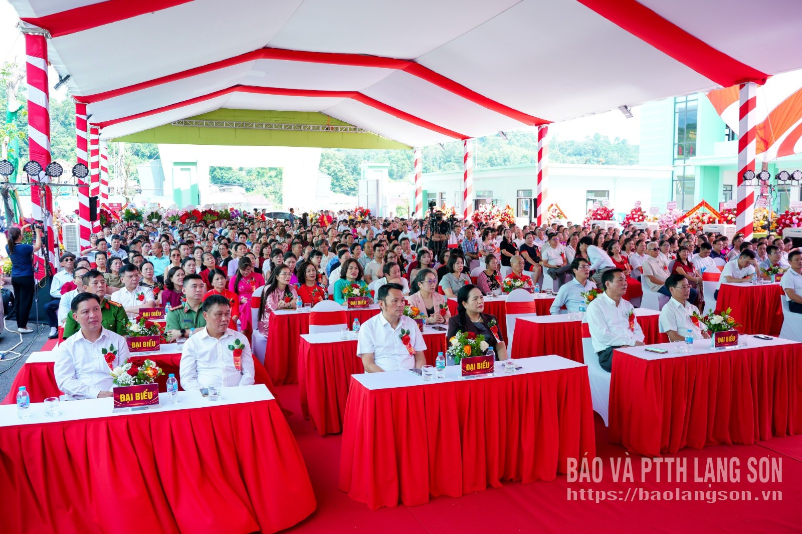 Các đại biểu dự chương trình