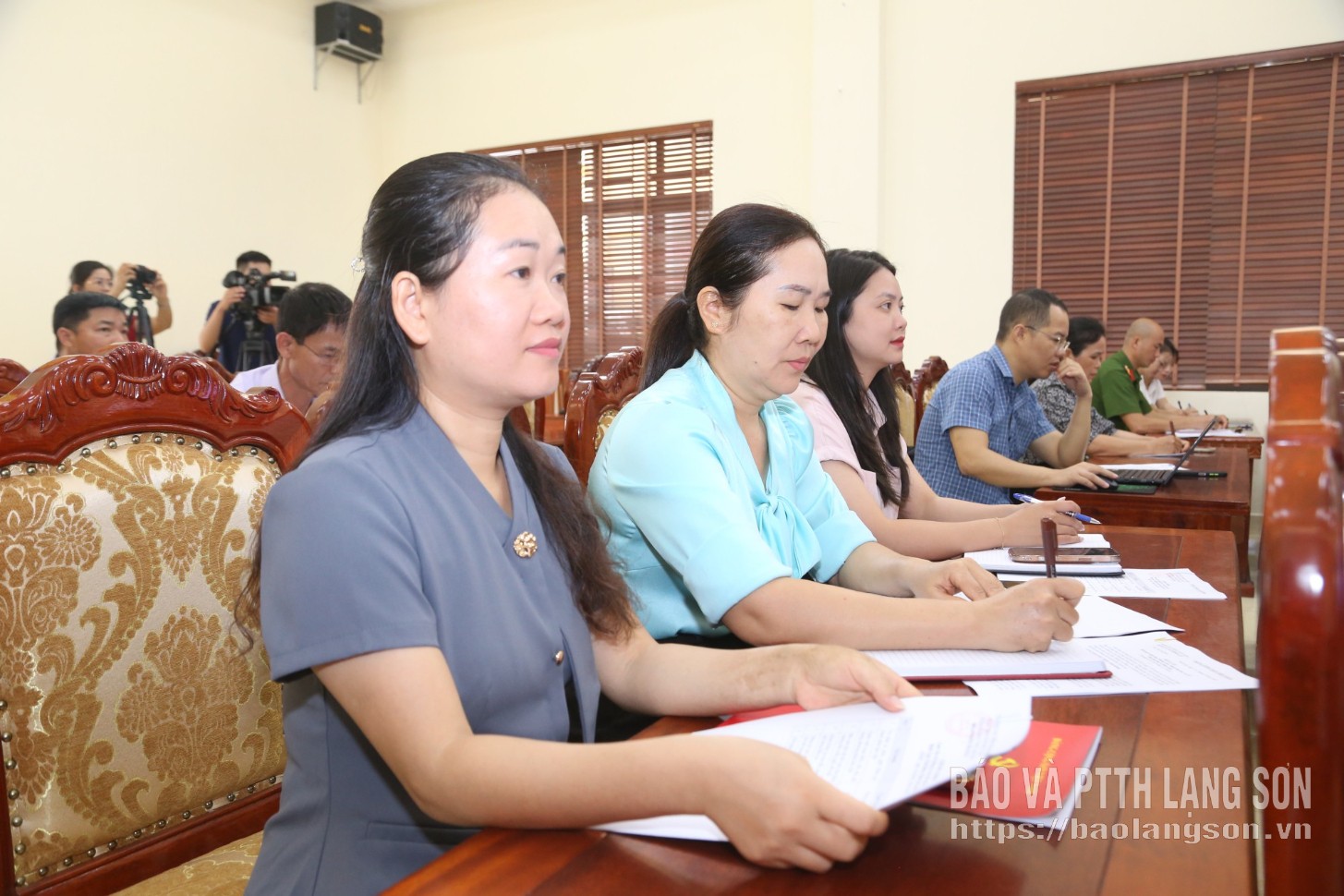 Các đại biểu tham dự tại buổi kiểm tra