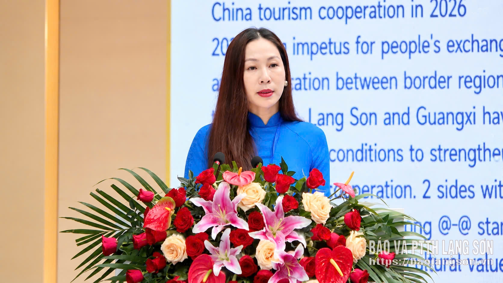 Lãnh đạo Sở Văn hóa, Thể thao và Du lịch tỉnh Lạng Sơn, Việt Nam phát biểu tại lễ khai mạc