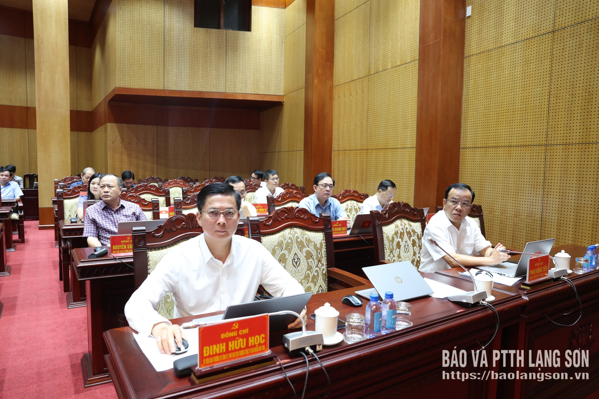 Các đại biểu
