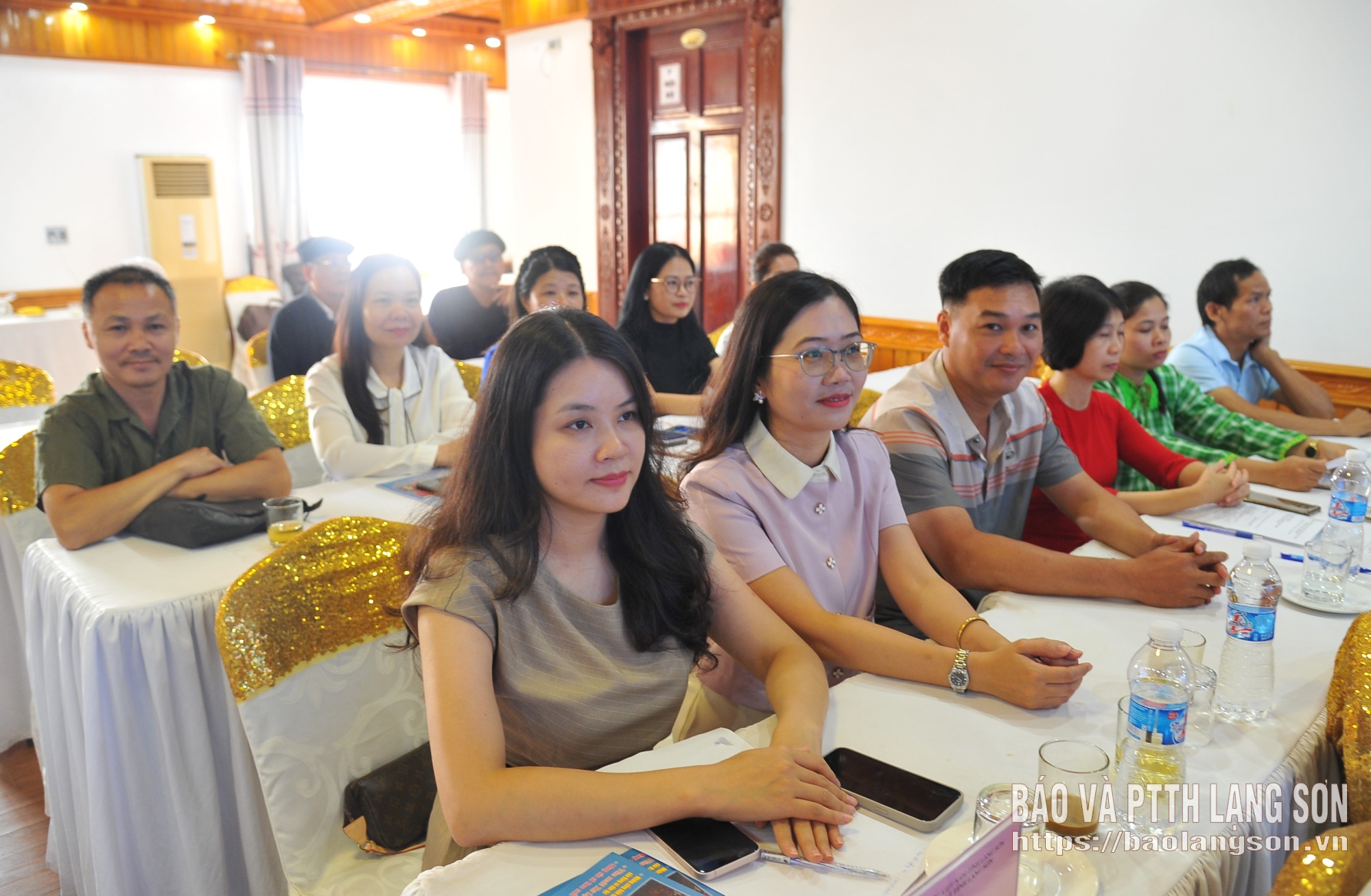 Hội viên tham dự lễ khai mạc trại sáng tác