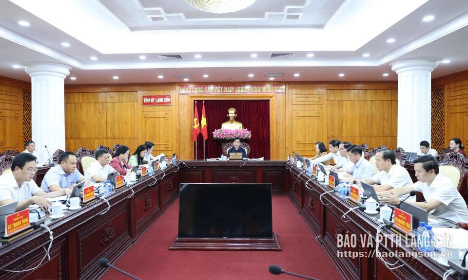 Ban Thường vụ Tỉnh ủy tổ chức hội nghị kỳ thứ 11